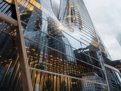 В 2026 году «Москва-Сити» отмечает 35-летний юбилей. Сегодня здесь уже введено, строится и запроектировано порядка 3 млн кв. м недвижимости.