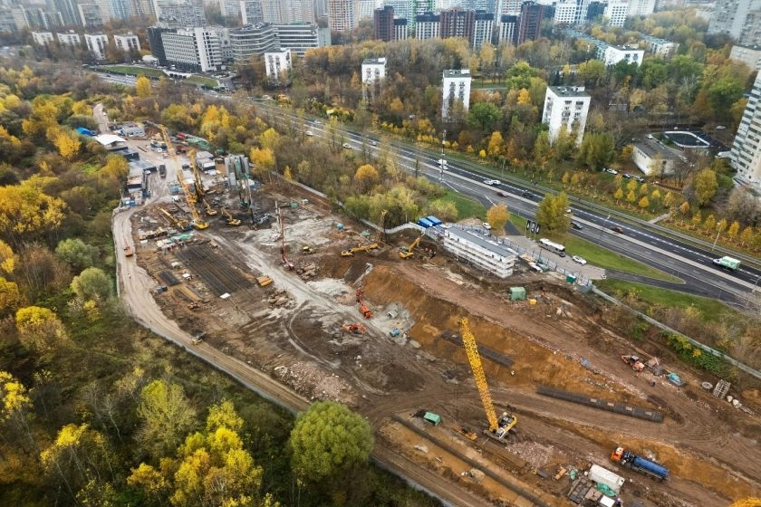 Предложение новостроек на котловане в Москве упало на 27%